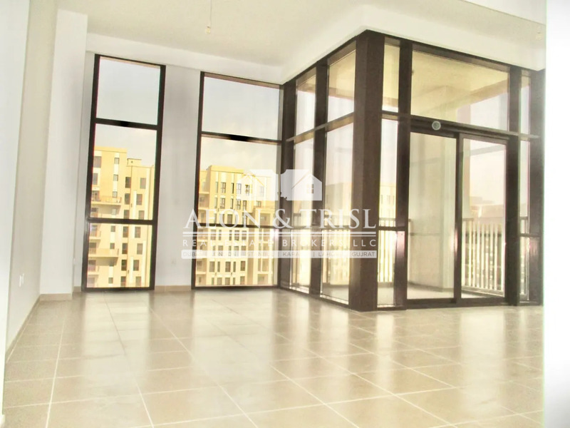 Spacious | 2 Bedrooms | Rented | Good Layout-pic_1